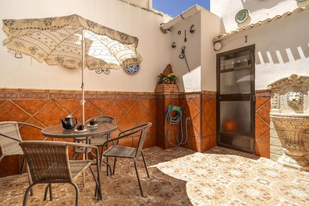 Casa Con Patio Y Terraza En Barrio Historico De La Villa, Junto Al Adarve 普里埃格·德·科尔多巴 外观 照片